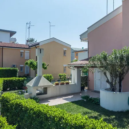 公寓 Villaggio La Meridiana 比比翁